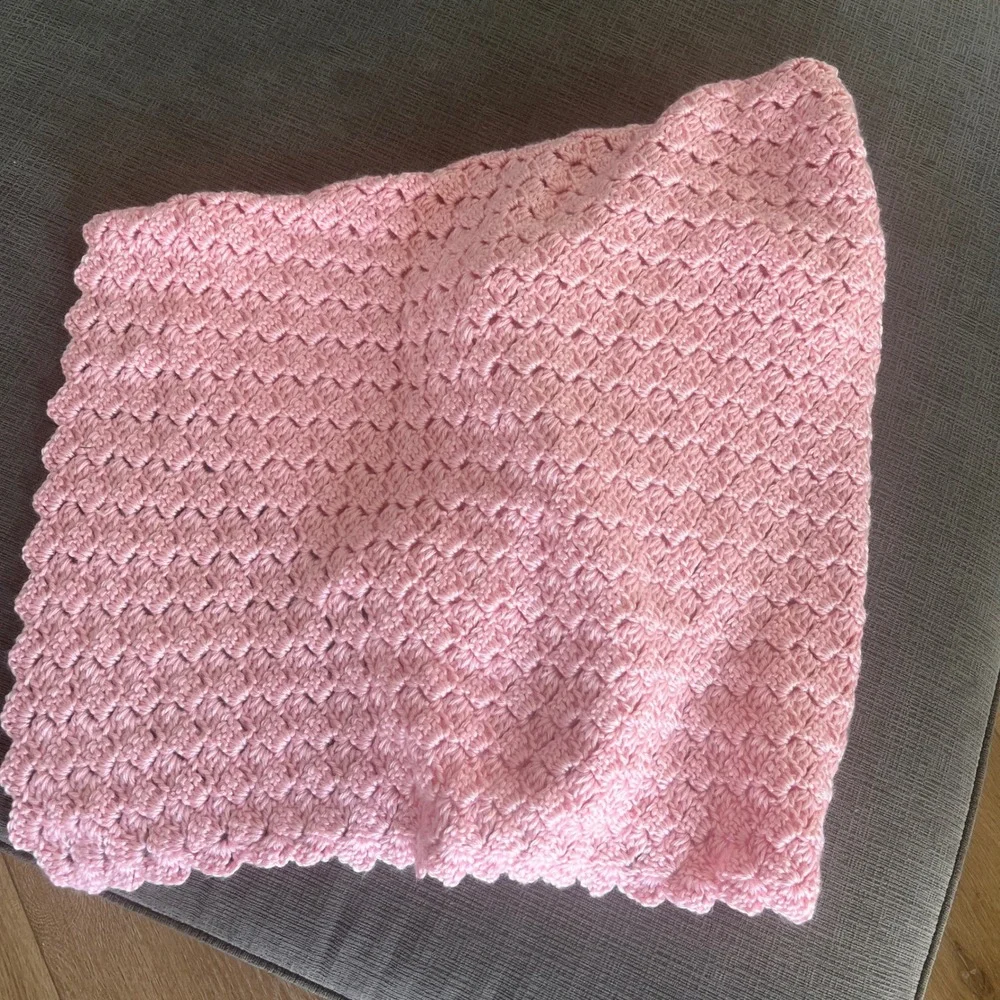 Handmade Pink Crochet Baby Blanket Shell Stitch Scalloped Edge Nursery Wrap